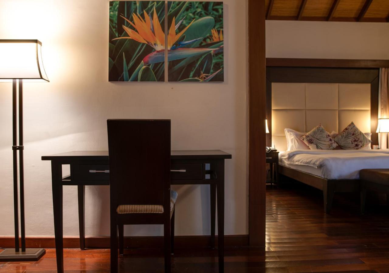 Lakowe Lakes Hotel, Golf And Country Estate By Newmark Lagos Buitenkant foto