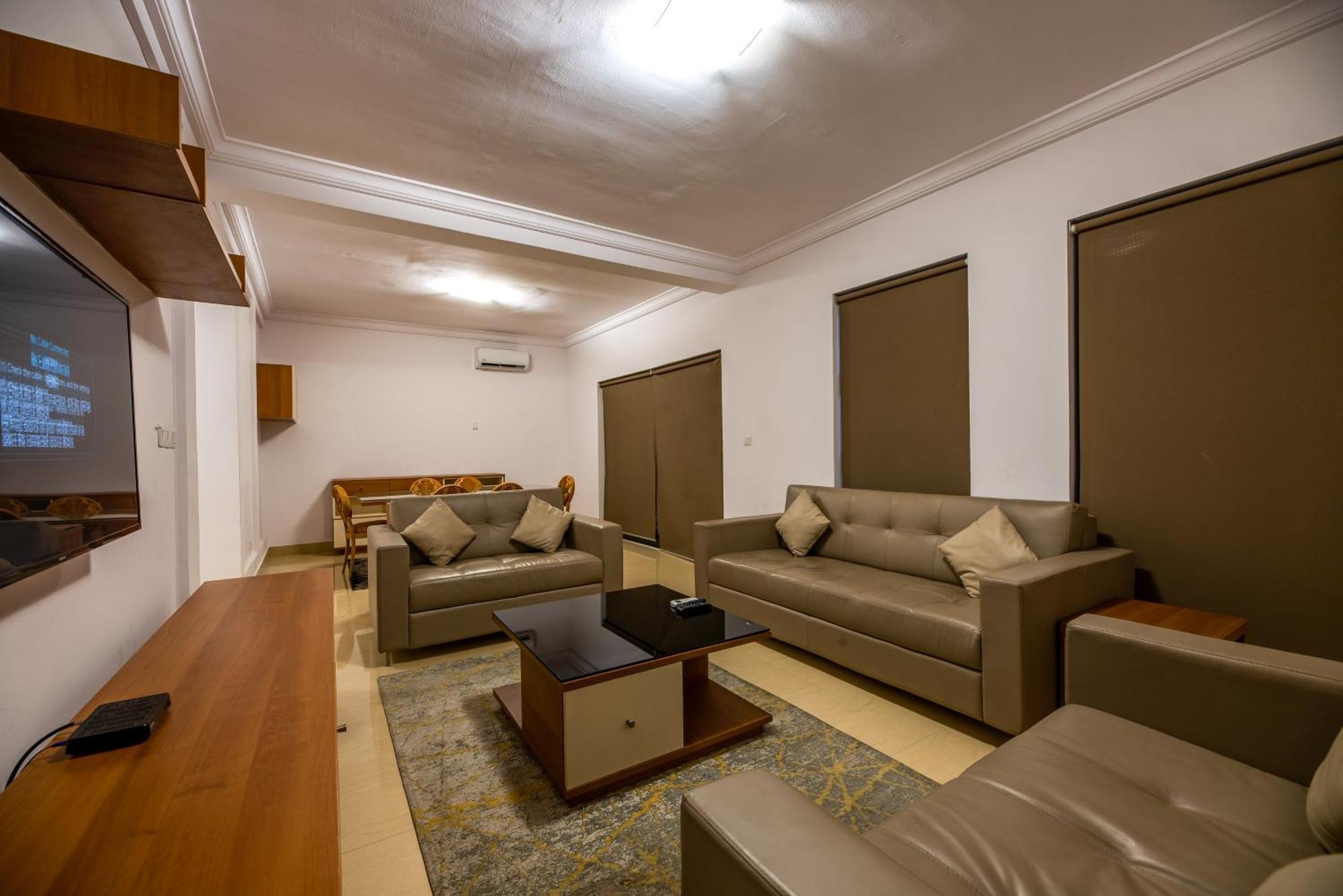 Lakowe Lakes Hotel, Golf And Country Estate By Newmark Lagos Buitenkant foto
