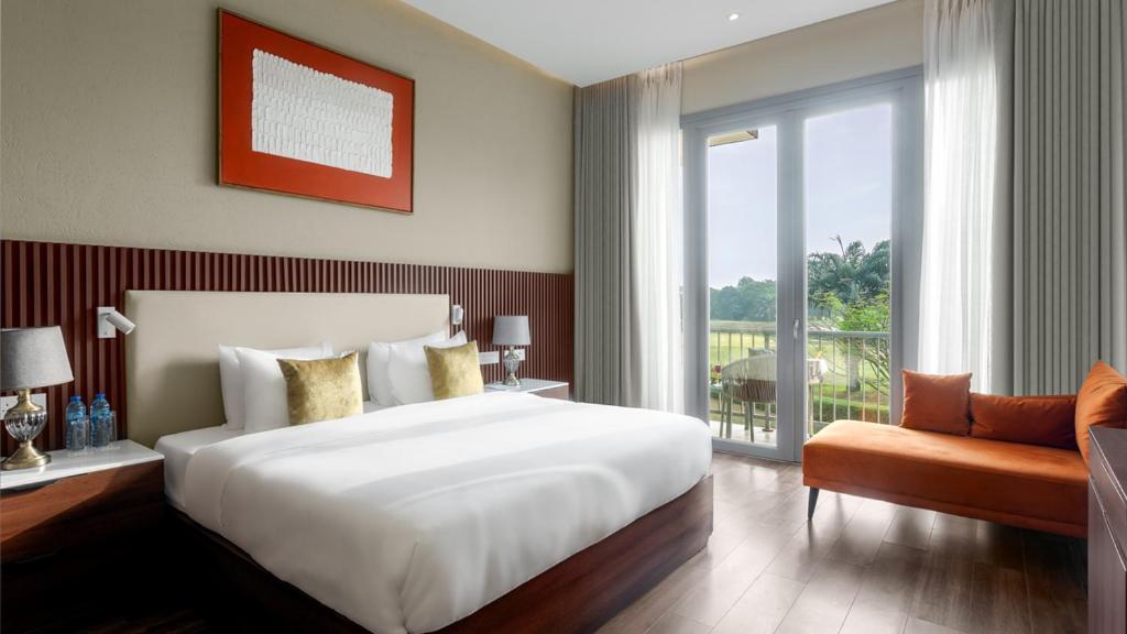 Lakowe Lakes Hotel, Golf And Country Estate By Newmark Lagos Buitenkant foto