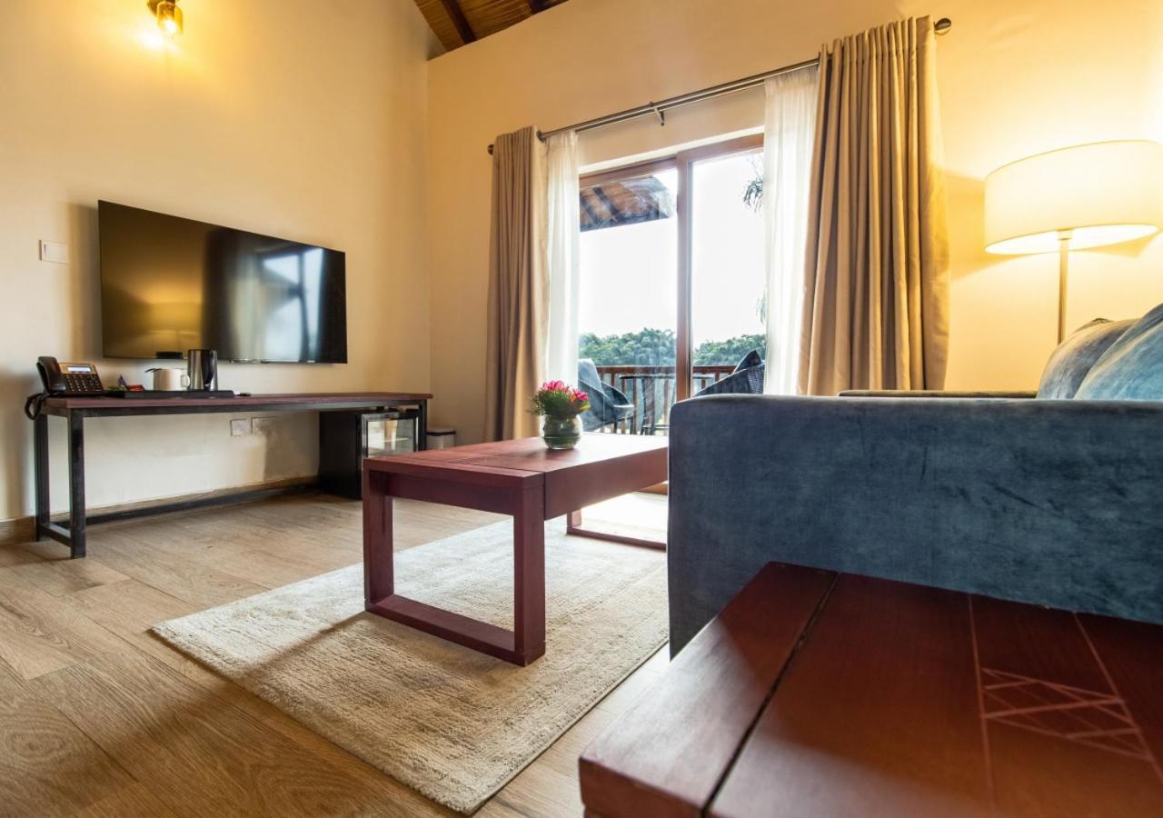 Lakowe Lakes Hotel, Golf And Country Estate By Newmark Lagos Buitenkant foto
