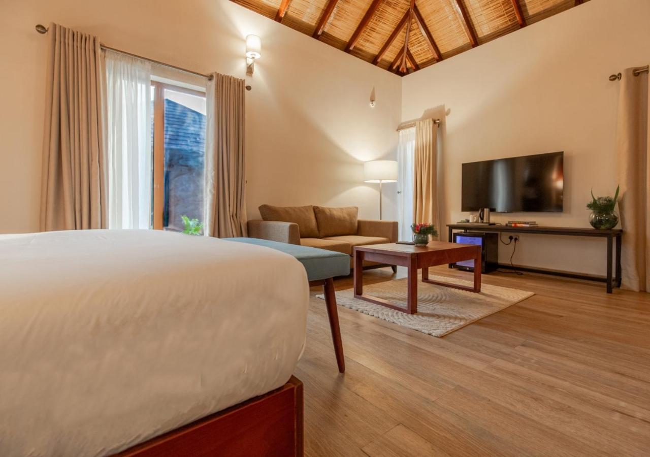 Lakowe Lakes Hotel, Golf And Country Estate By Newmark Lagos Buitenkant foto